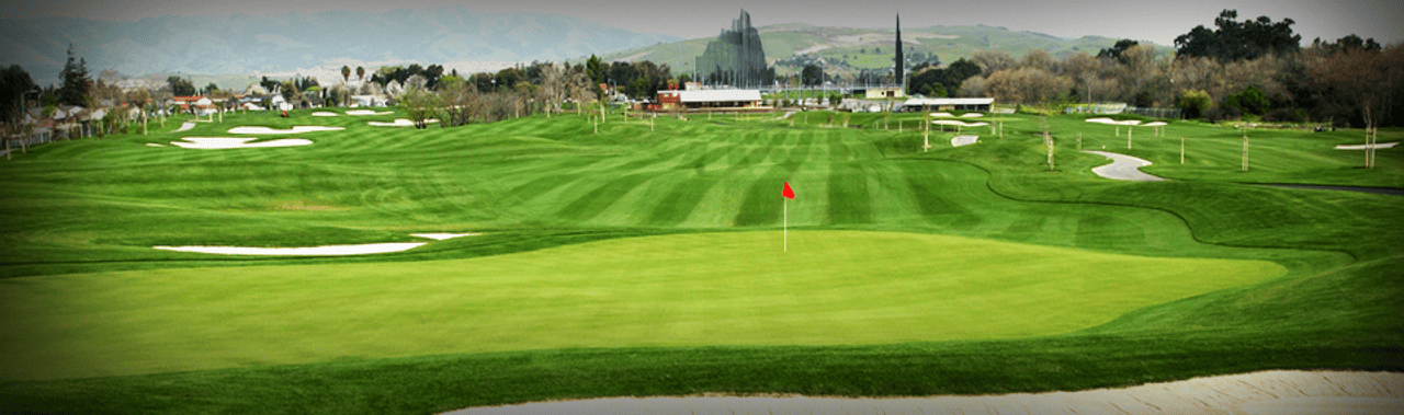 Los Lagos Golf Course