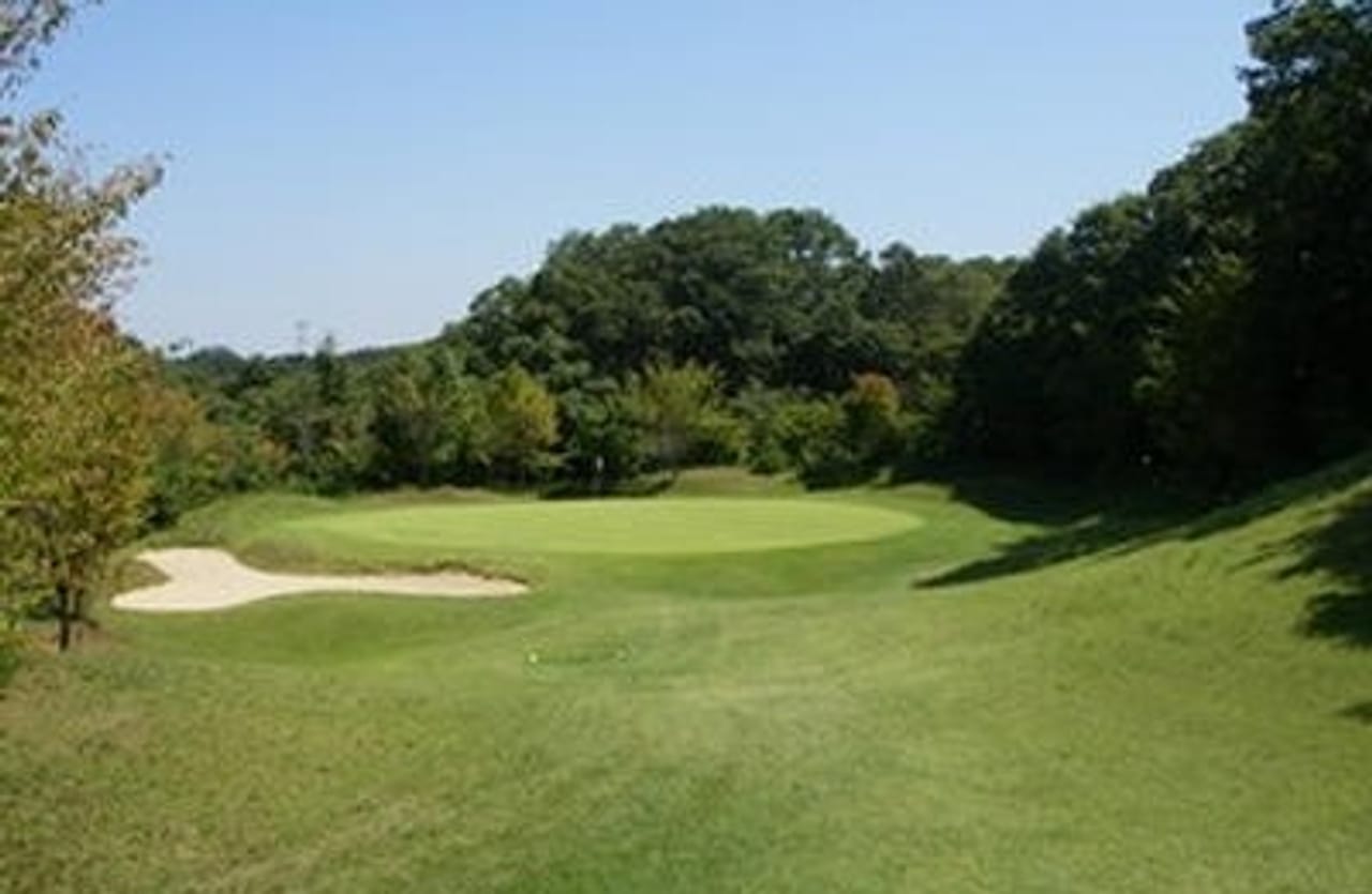 Dunlop Golf Course (Par 3)