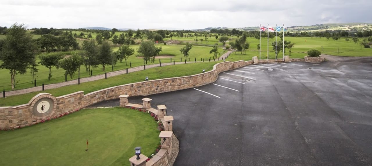 Oak Royal Hotel Golf and Country Club