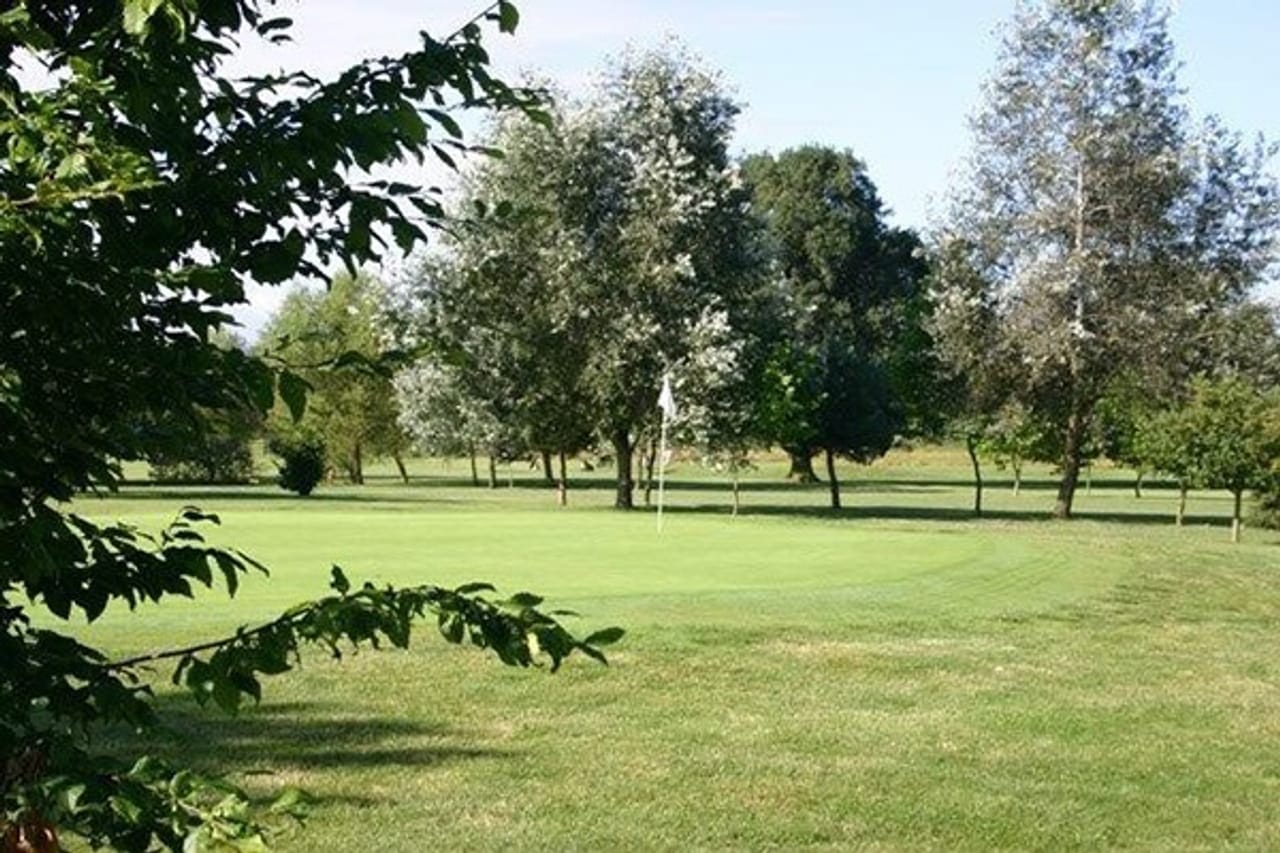Pachesham Golf Centre