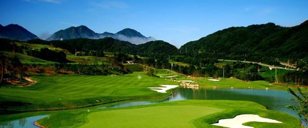 Adelscott Country Club