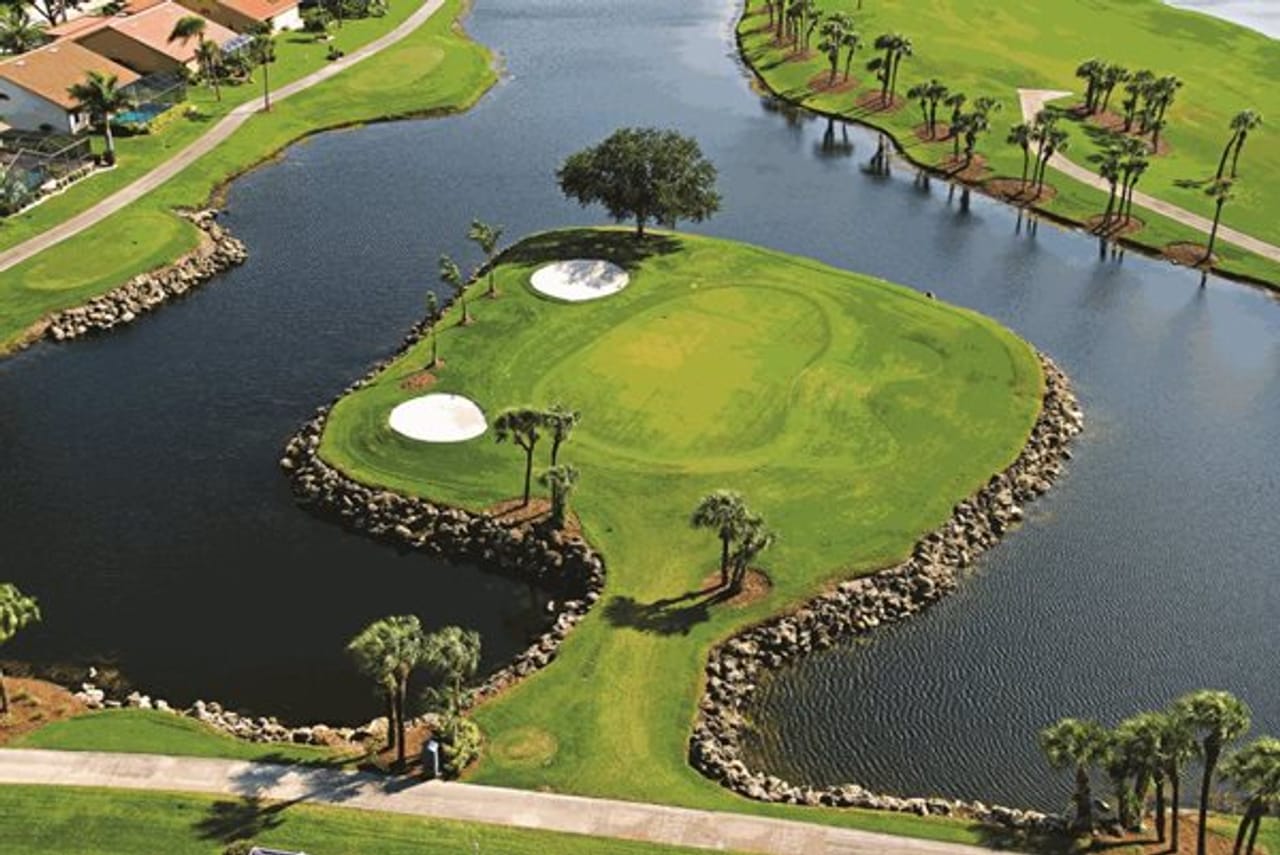 Kelly Greens Golf & Country Club