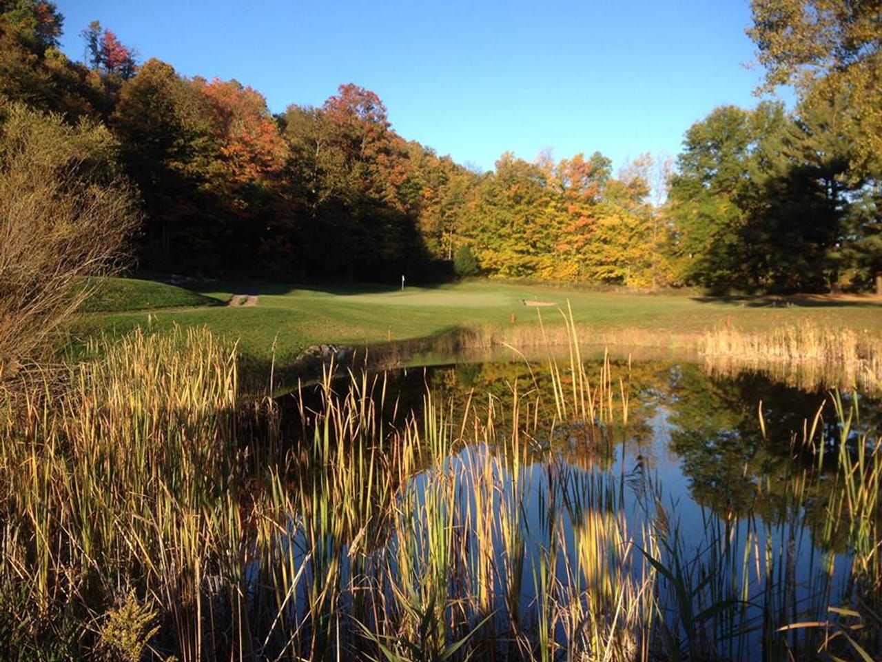 The Ridge Golf Club & Tavern