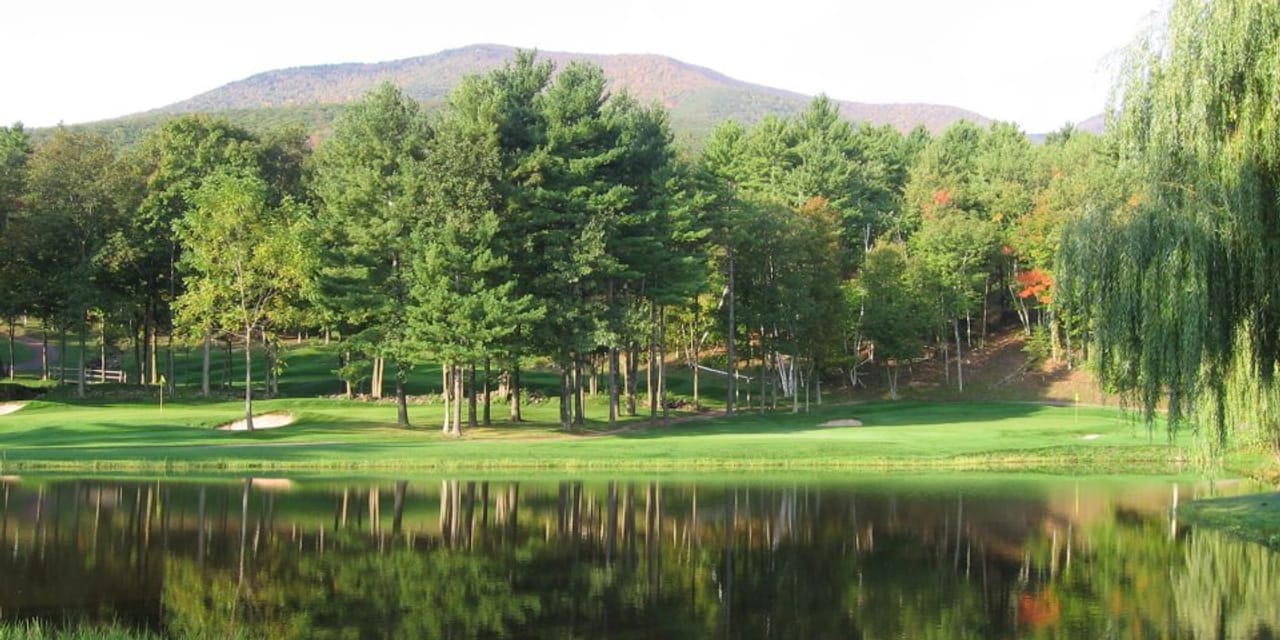 Blackhead Mountain Lodge and Country Club