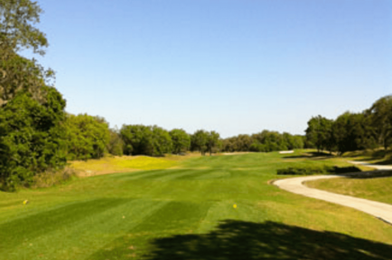 Oakwood Golf Club