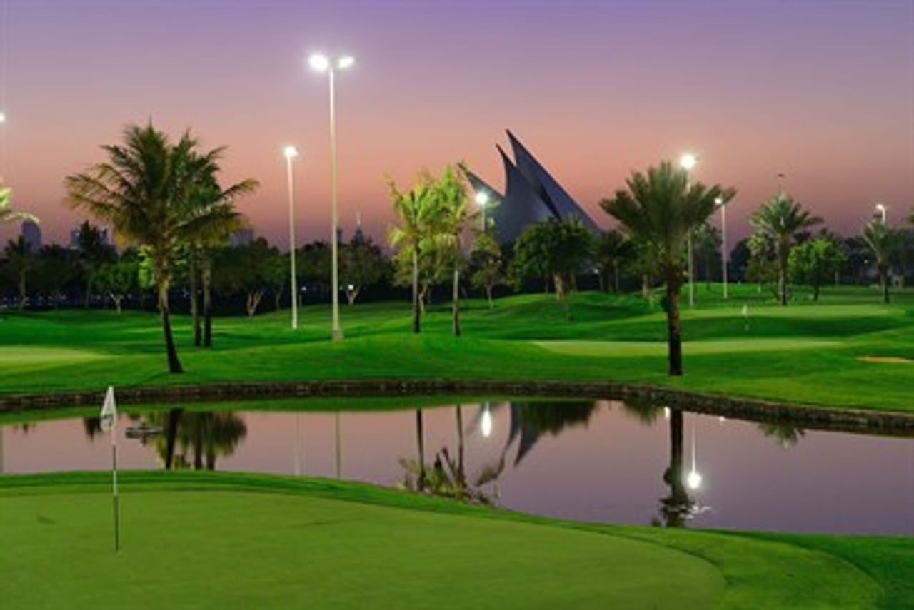 Dubai Creek Golf & Yacht Club (Par 3)