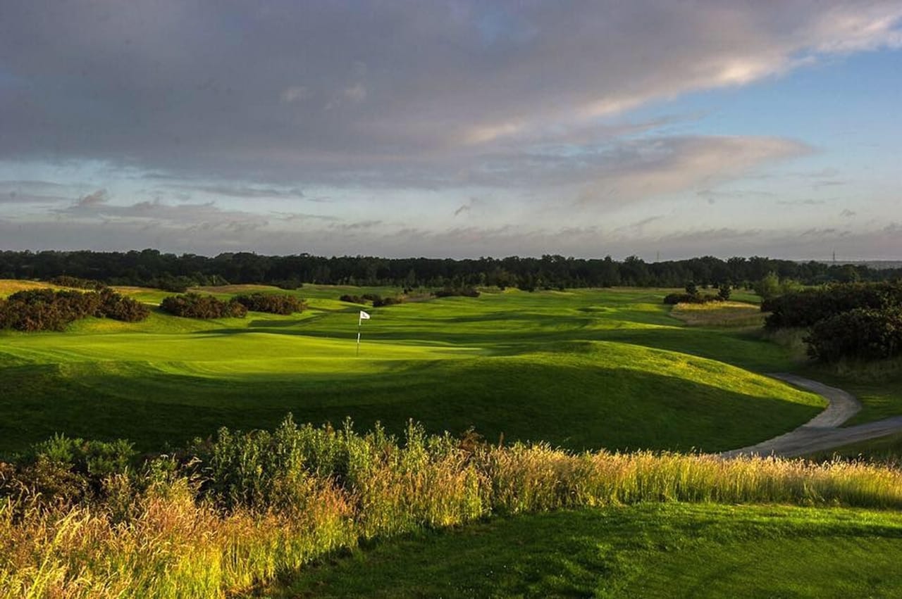 The Shire London Golf Course (Academy)