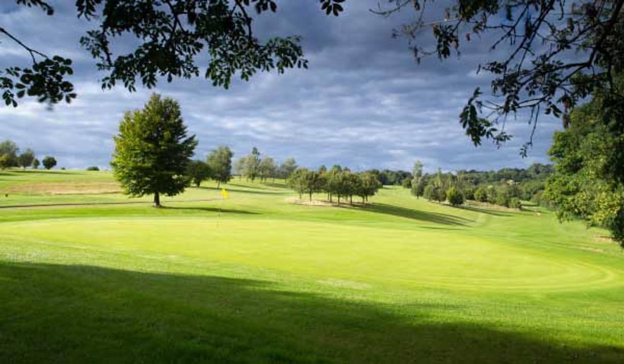 Wycombe Heights Golf Centre (Par 3)