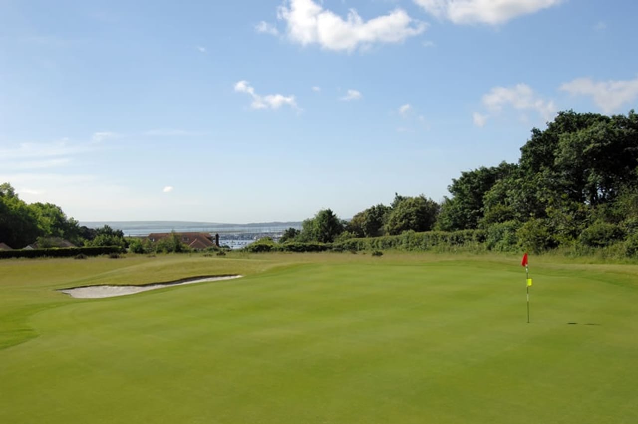 Lymington Golf Centre - Walhampton Golf Club