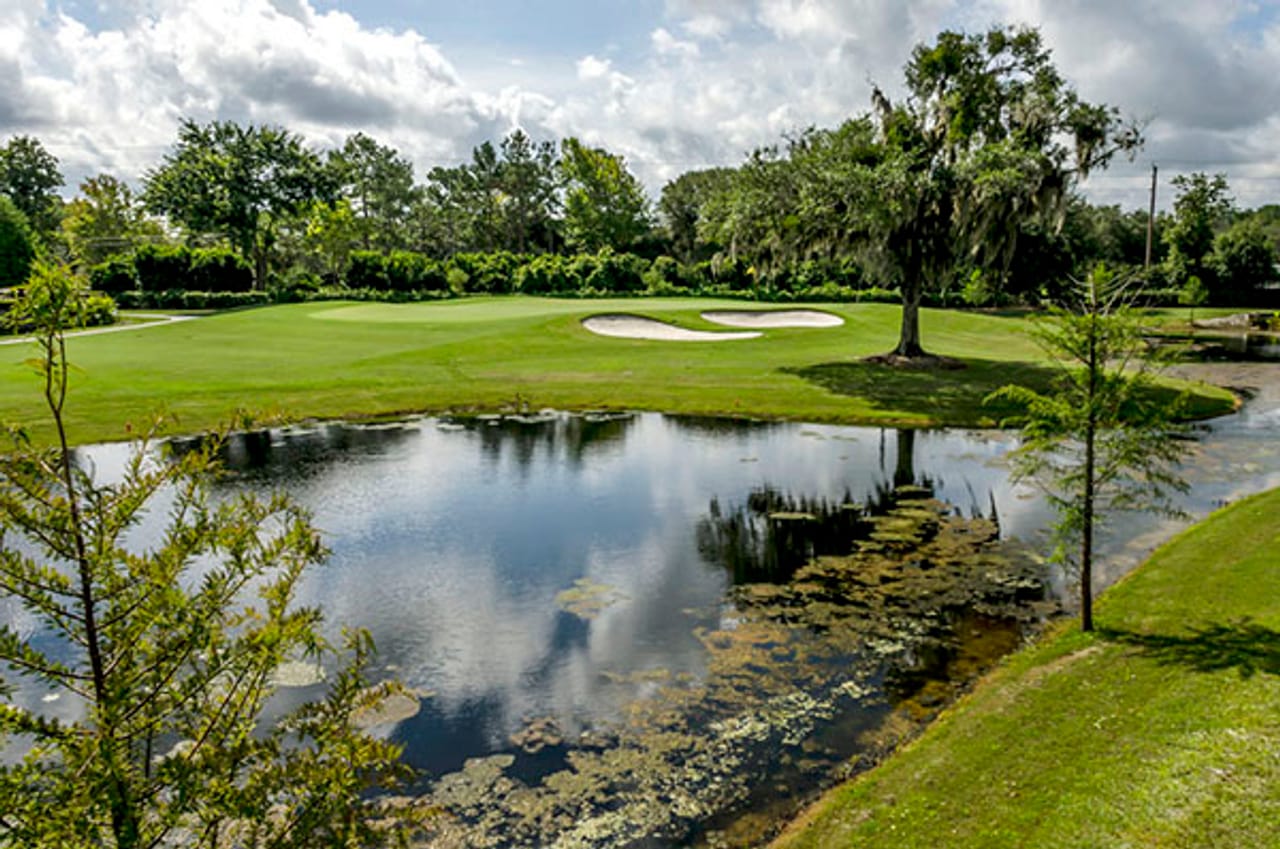 Crane Lakes Golf & Country Club
