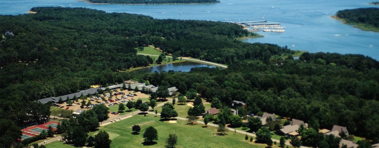 Red Apple Inn & Country Club