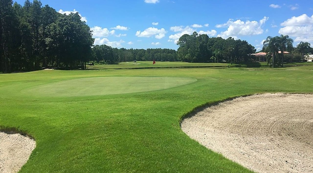 Crescent Oaks Country Club