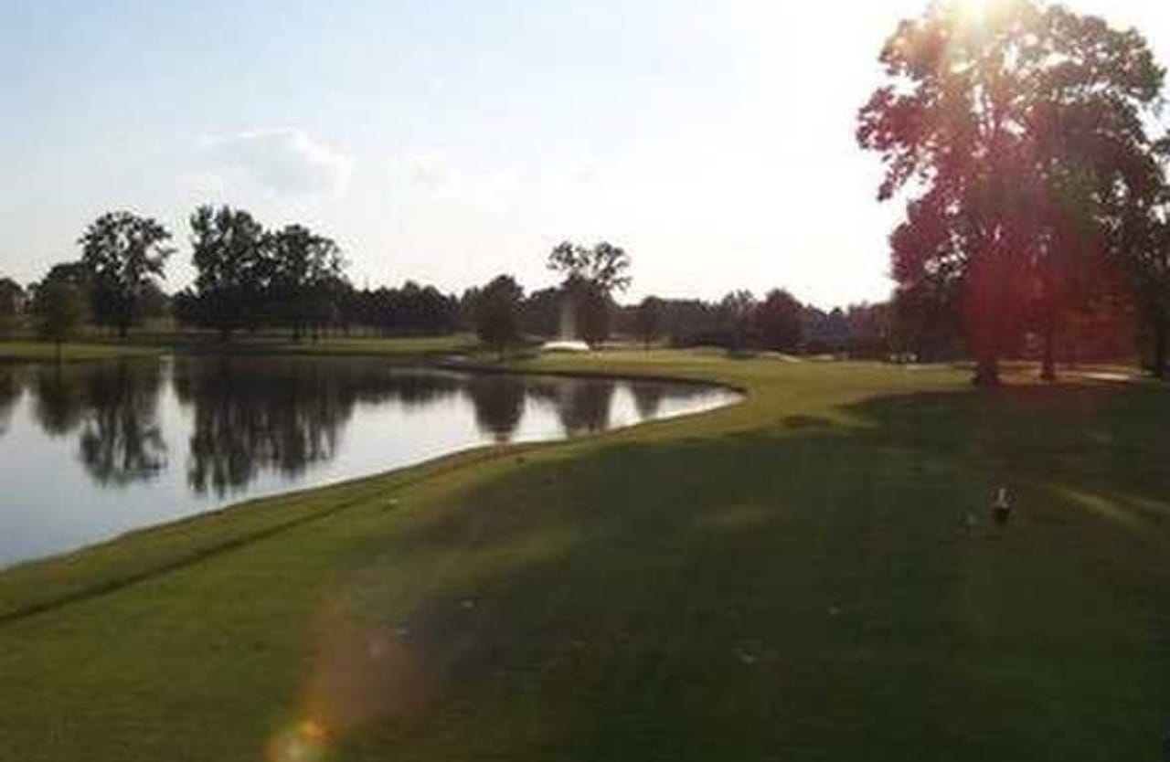 Arrowhead Country Club