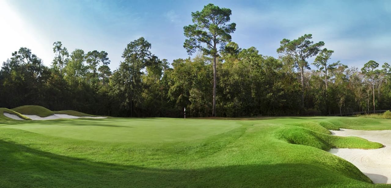 Members Club at St James Plantation