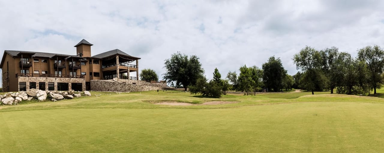 Ayres de Champaqui Golf Club