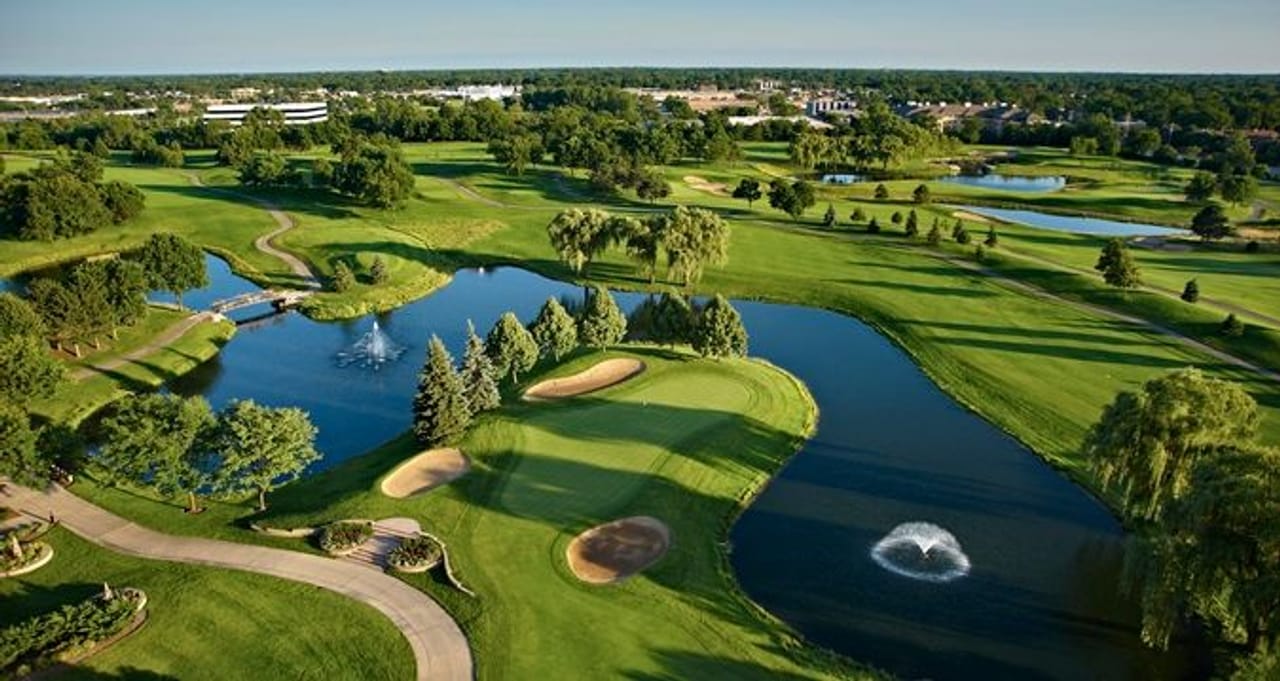 Willow Crest Golf Club