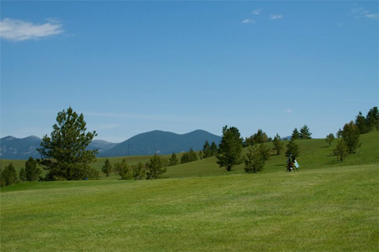 Pine Meadows Golf Course