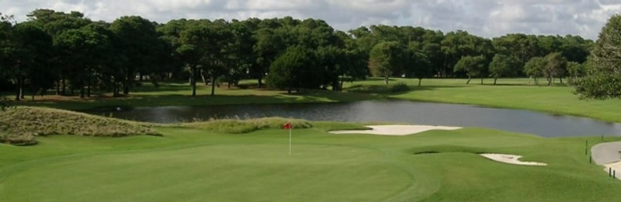 Oak Island Golf Club