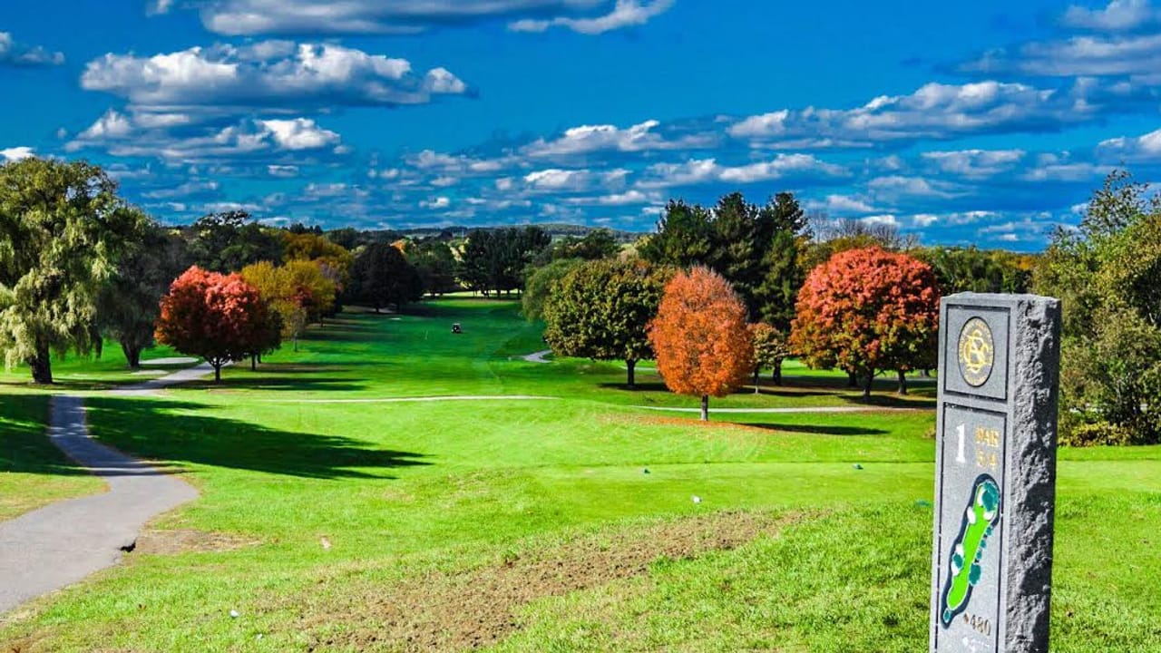 Sandy Burr Country Club