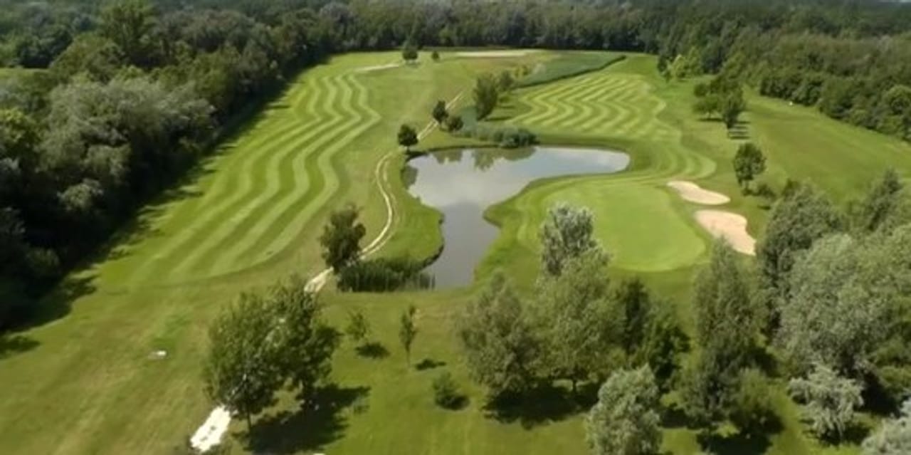 Old Lake Golf Club