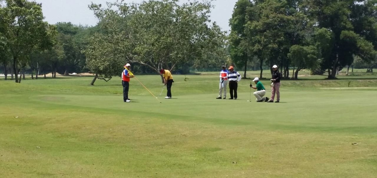 Kelab Golf Diraja Pekan