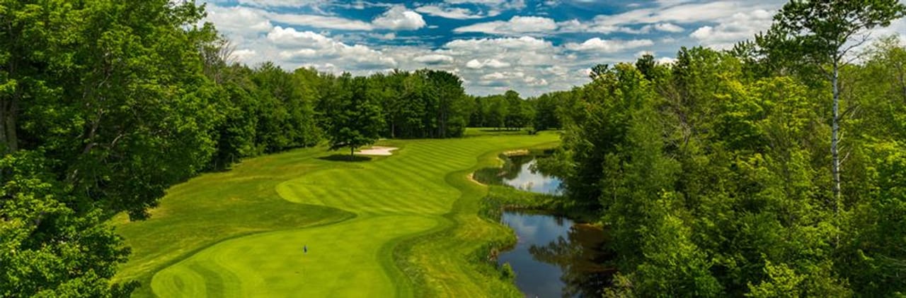 Crystal Mountain (Mountain Ridge)