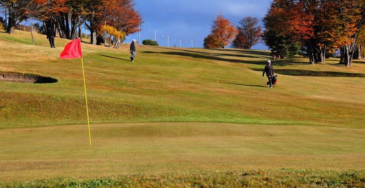 Magallanes Golf Club - Club Naval de Campo Río de los Ciervos