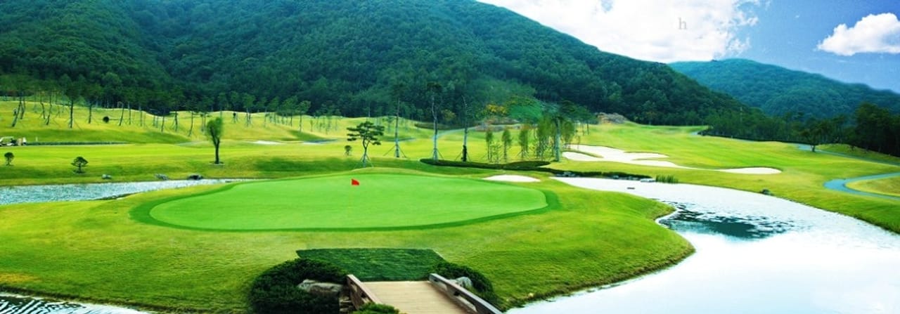 Bora Country Club