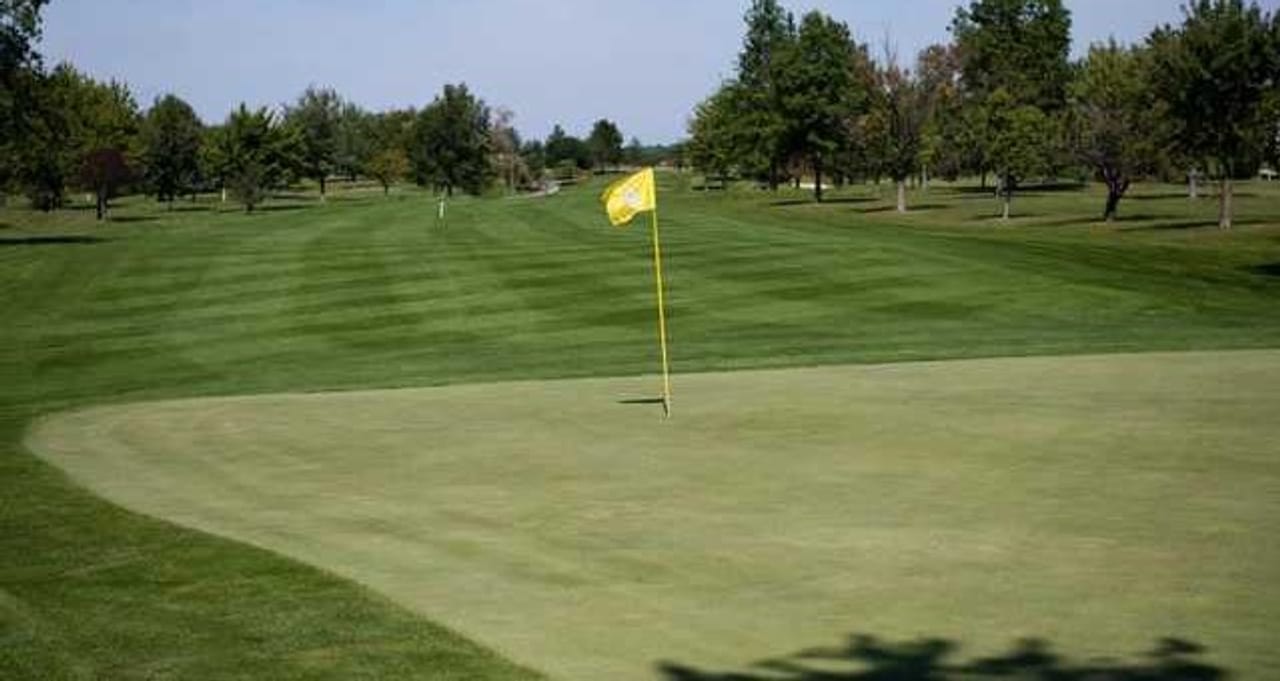 Moose Landing Country Club