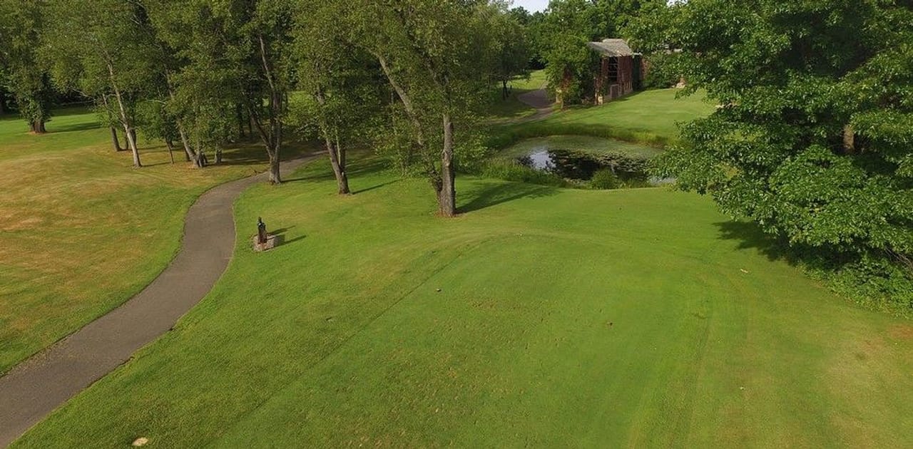 Squirrel Hollow Golf Course