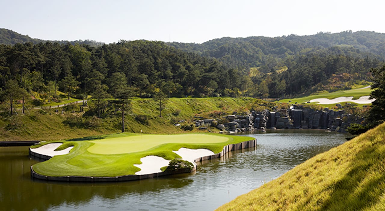 South Springs Country Club