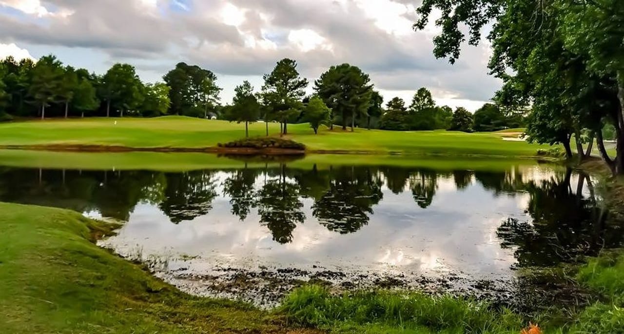 Village Greens Golf Club