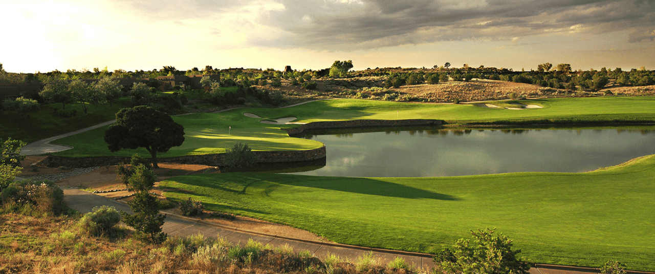 Club At Las Campanas (Sunset)