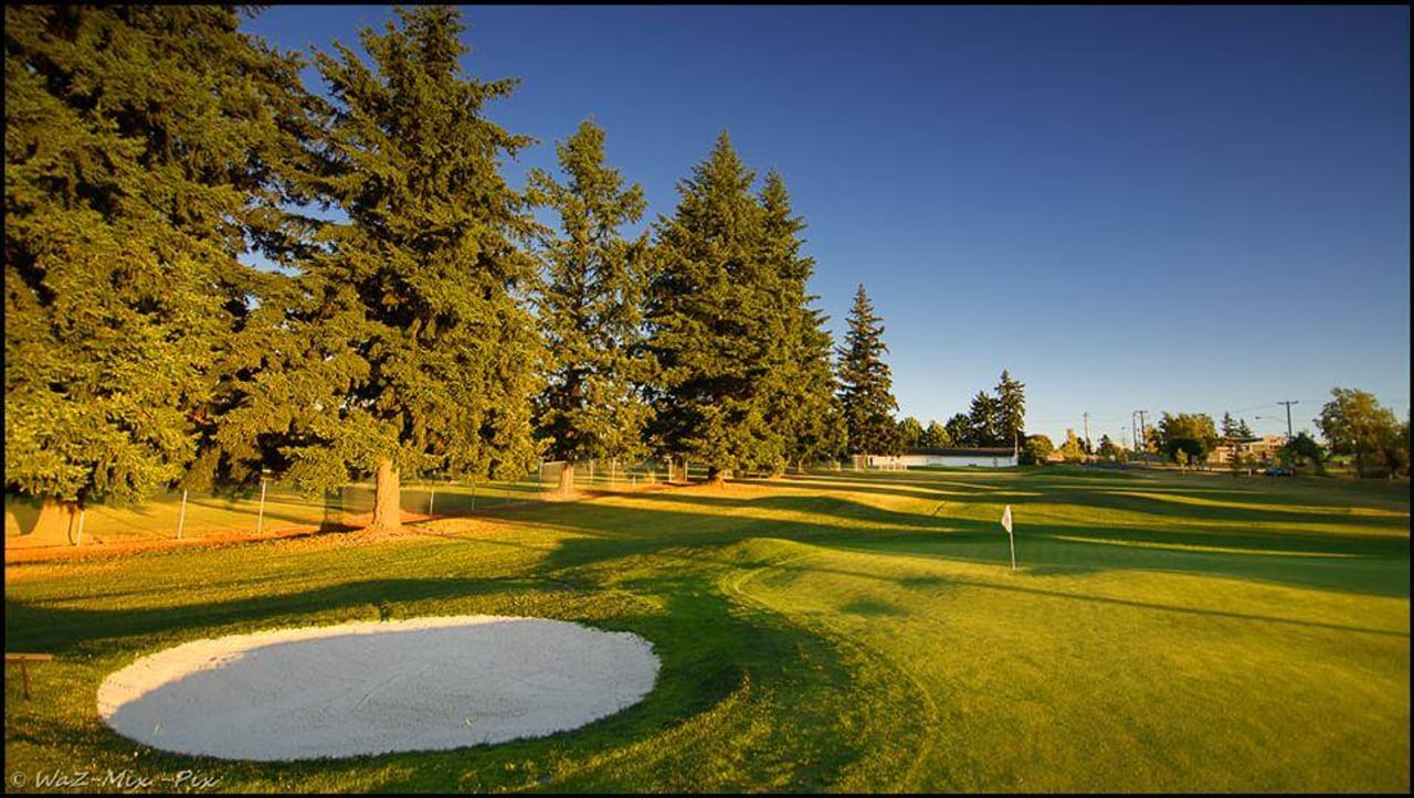 Colwood Golf Center