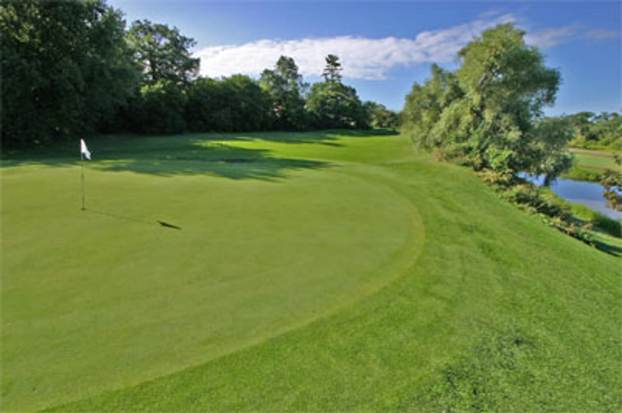 Riverside Golf Club