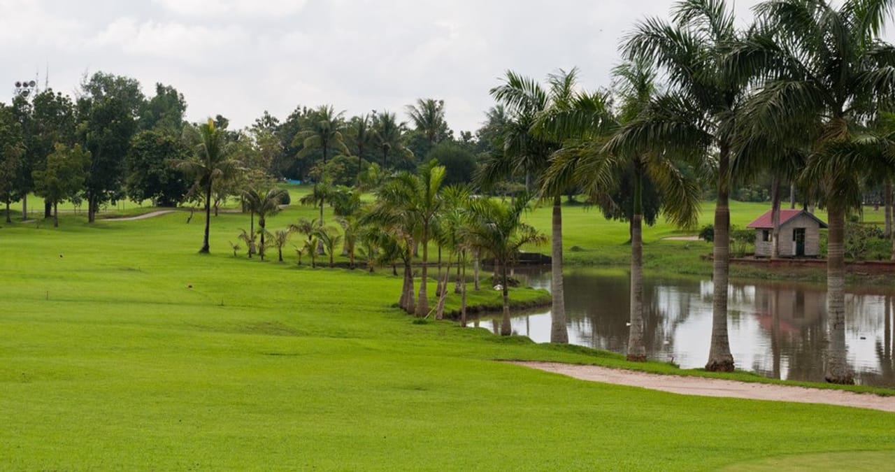 YCDC City Golf Resort (Silvery)