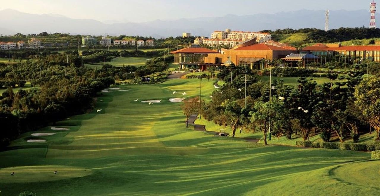 Sunrise Golf & Country Club