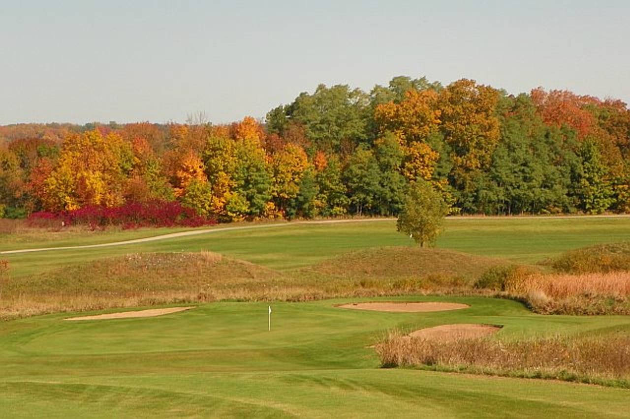 Edgewood Golf Course (The Pines)