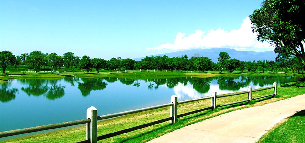 Mae Jo Golf Resort & Spa