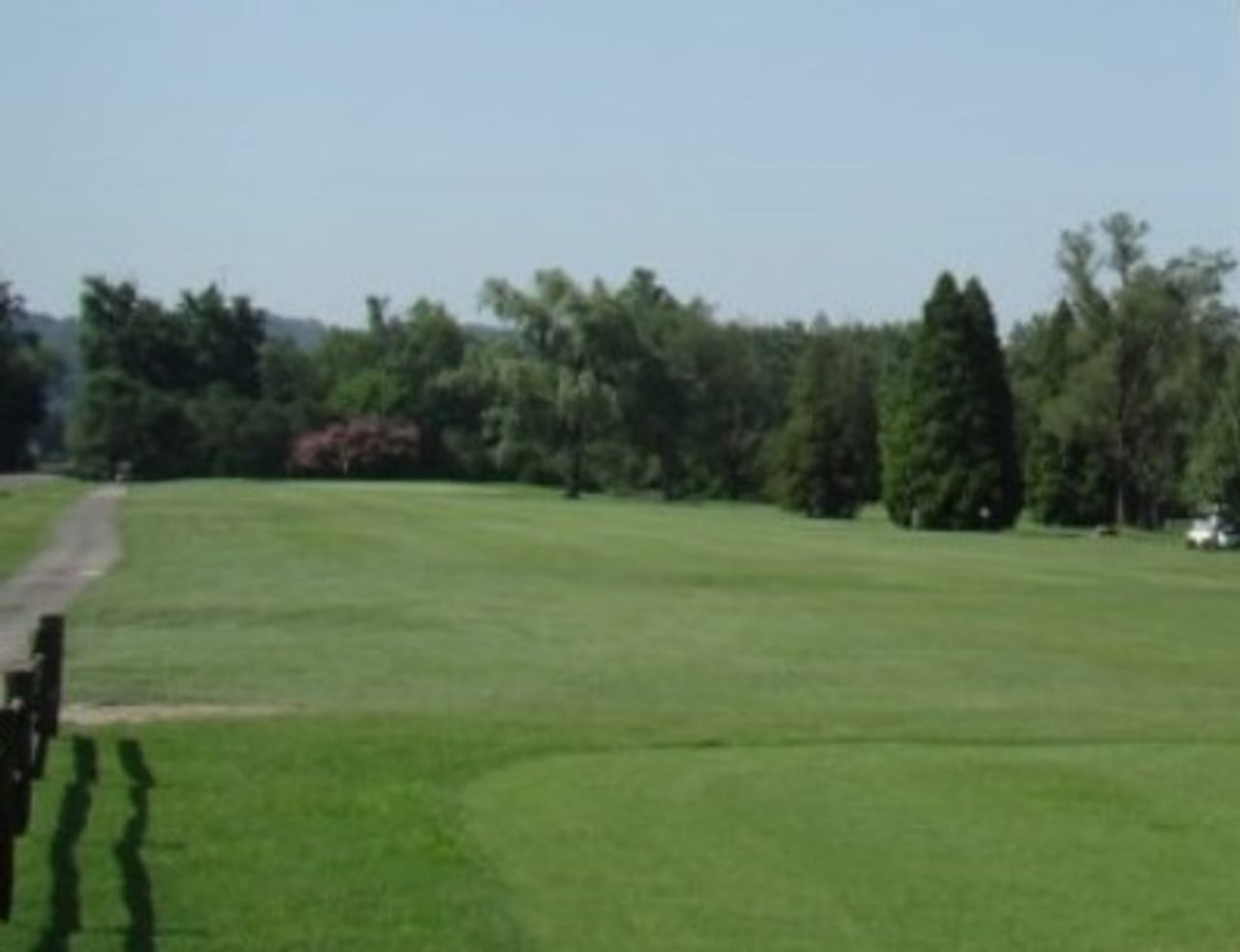 Riviera Country Club