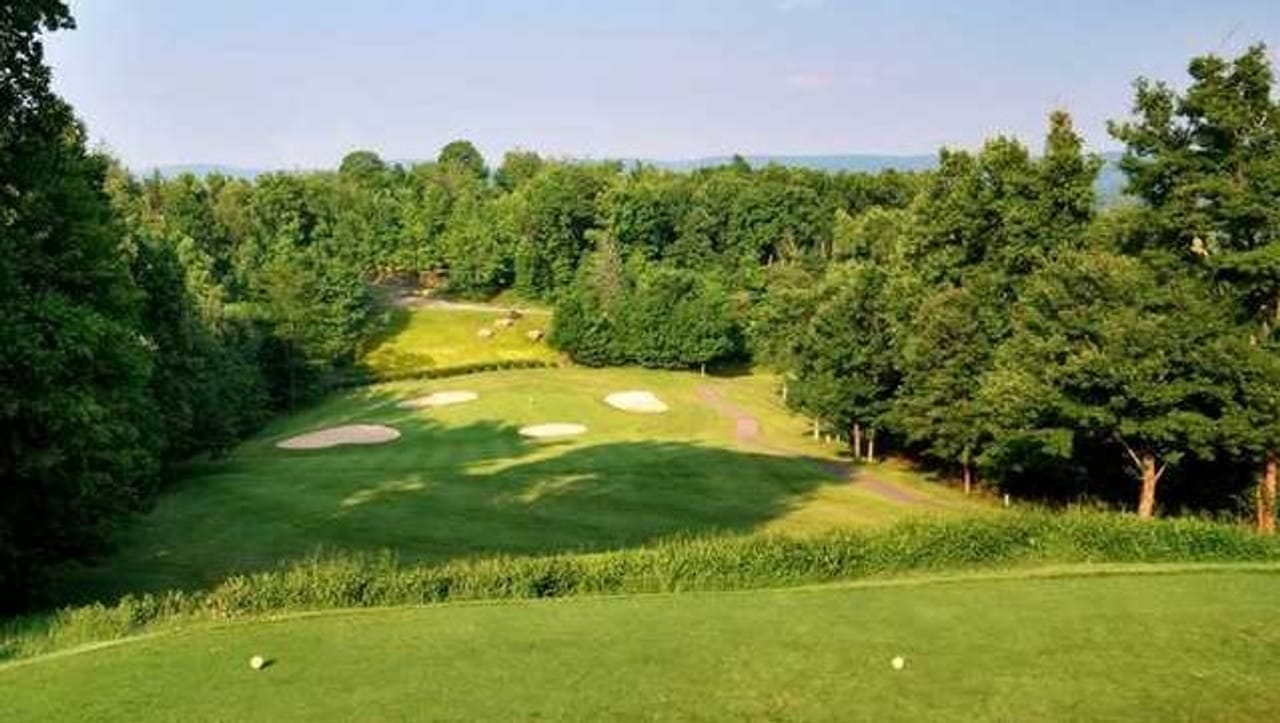 Lakeview Golf Resort & Spa (Mountainview)