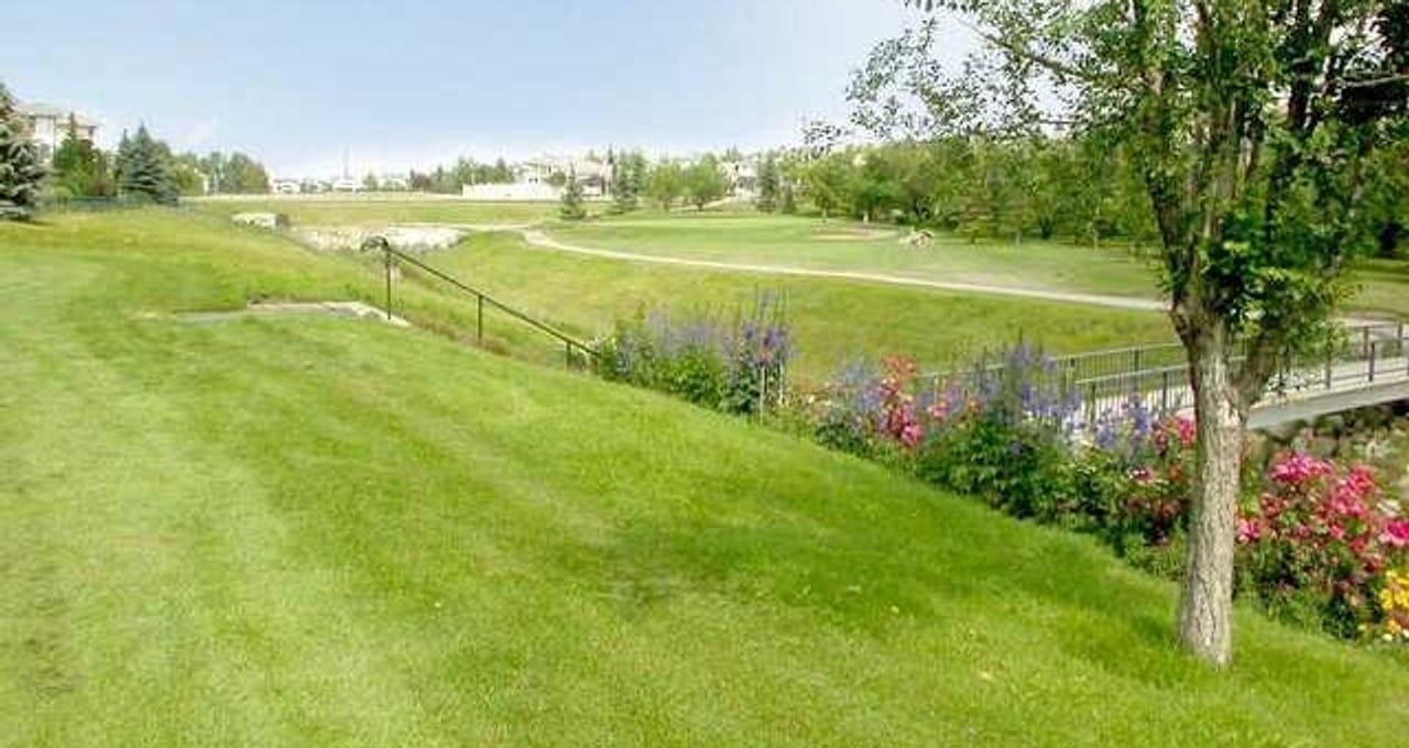 Eaglequest Golf - Douglasdale Golf Course