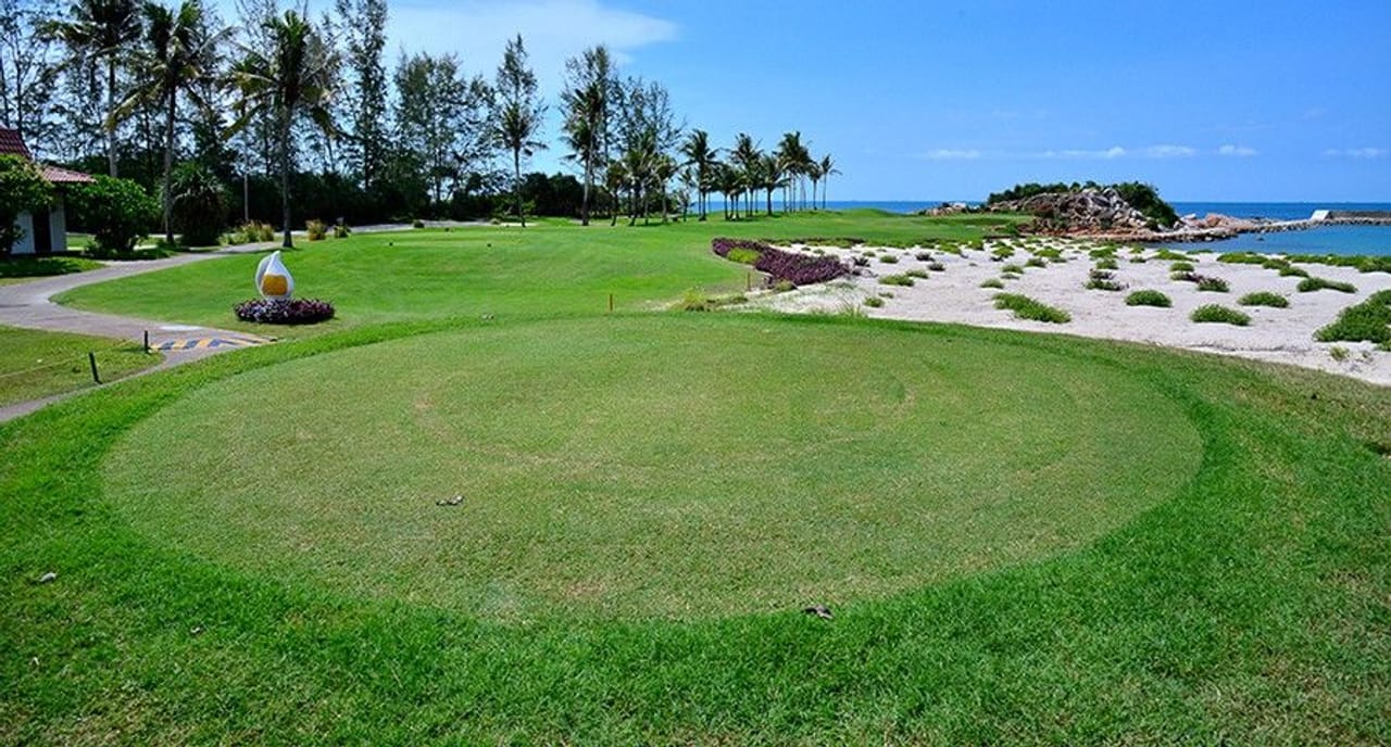 Bintan Lagoon Resort (Seaview)