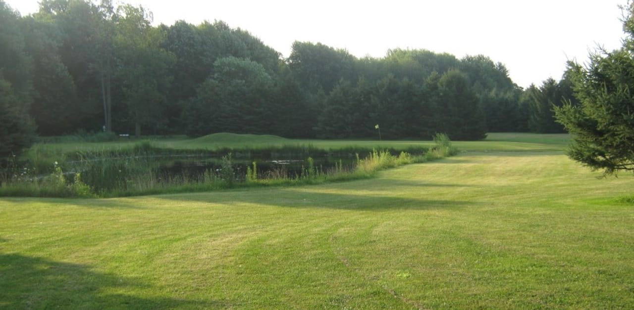 Dutton Meadows Golf Club