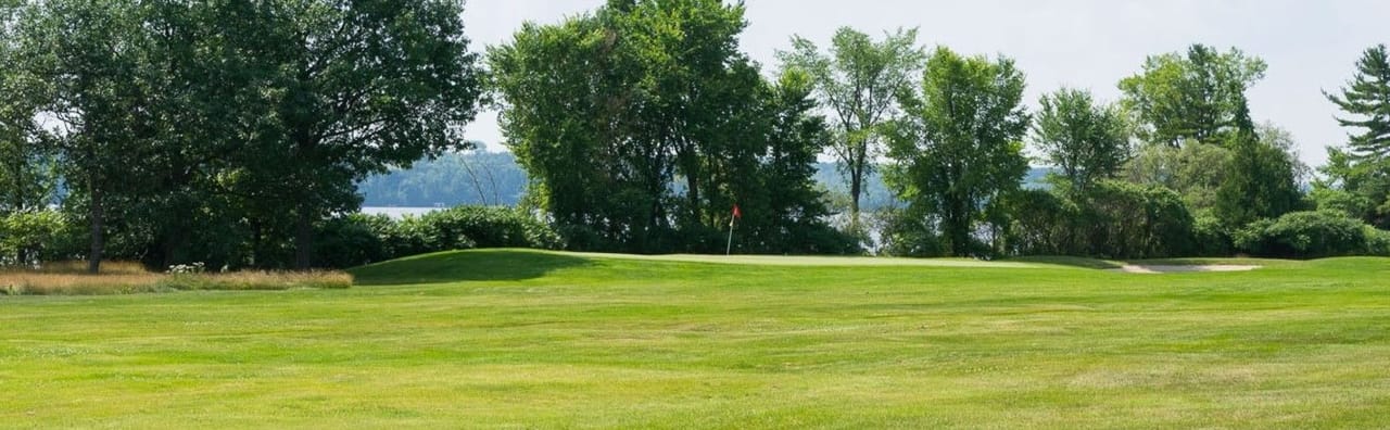 Sturgeon Point Golf Club
