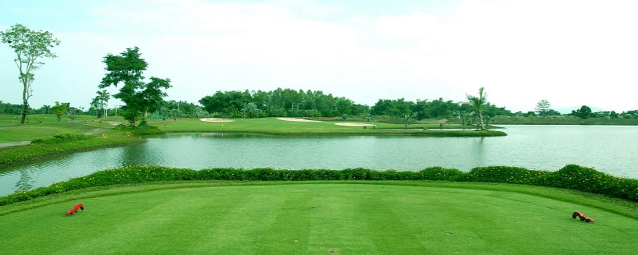 Happy City Golf & Resort (River)