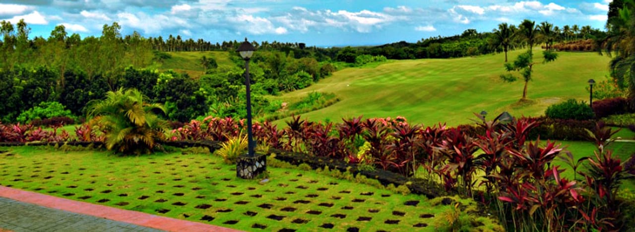 The Riviera Golf Club (Couples)