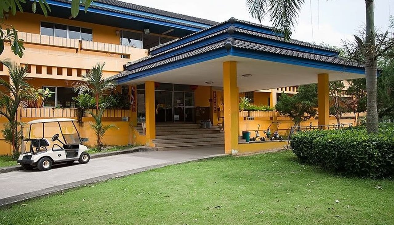 Thong Thai Ban Rai Golf Course