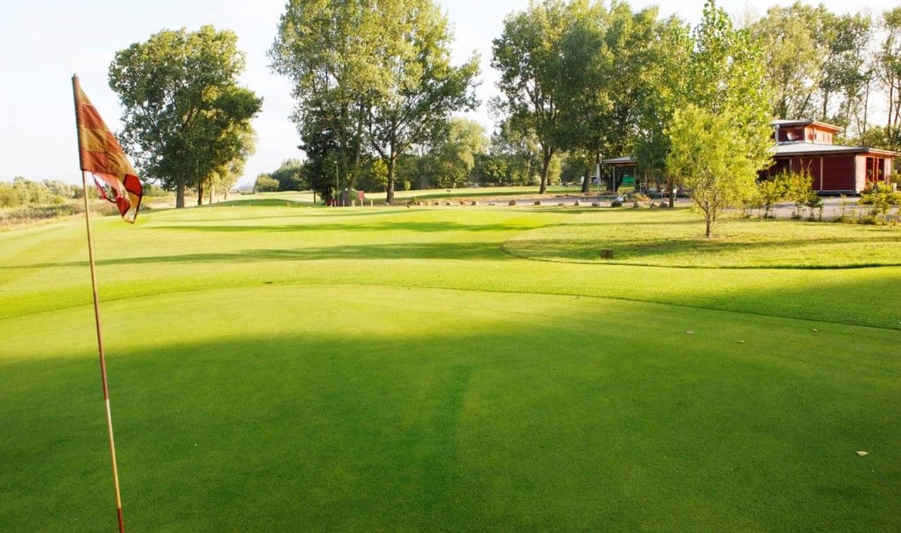 Golf Lounge Resort Moorfleet (Schwarz)