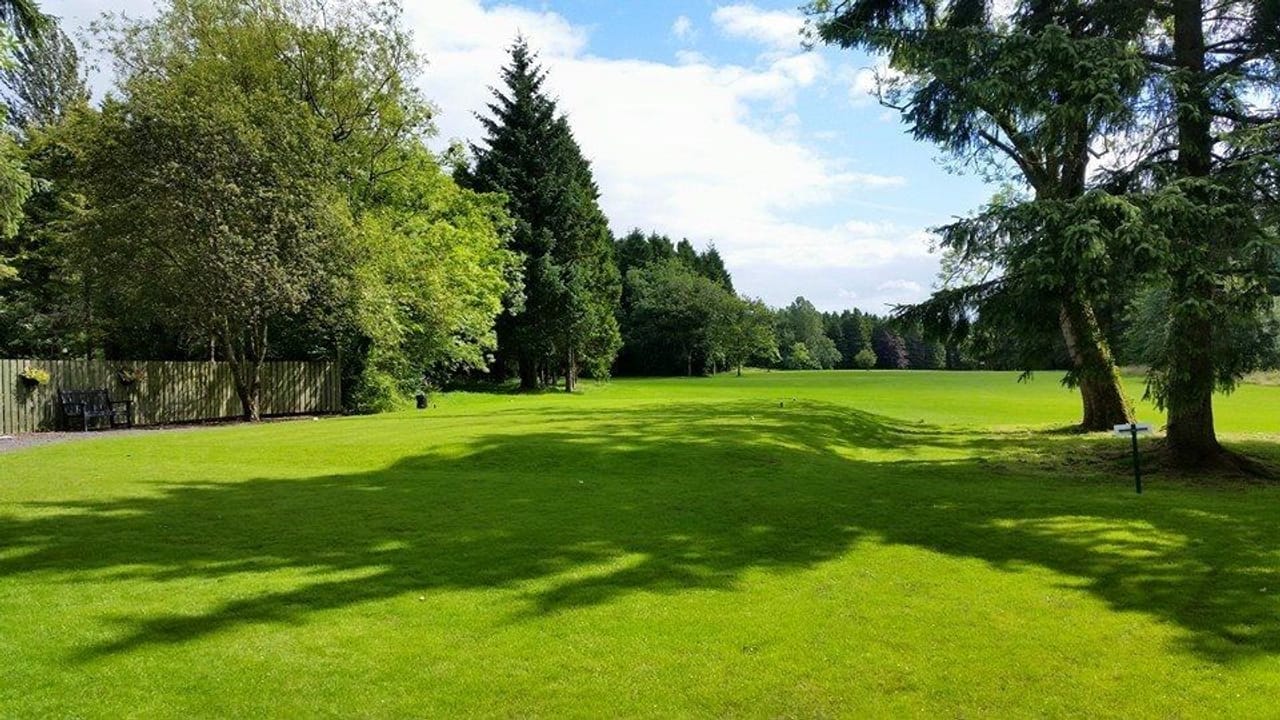 Brown Trout Golf & Country Inn